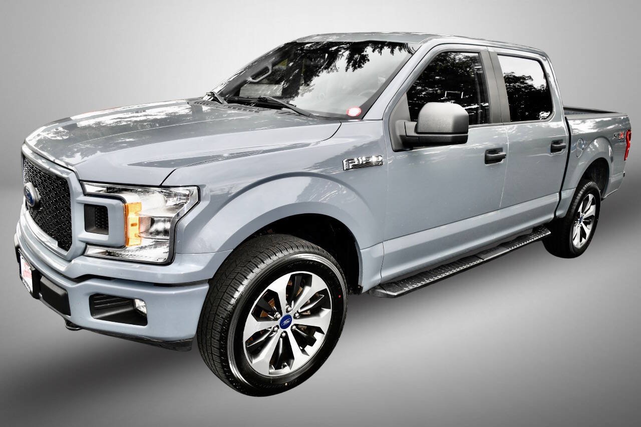 Used 2020 Ford F150 XL w/ Equipment Group 101A Mid AWD/4WD image 3