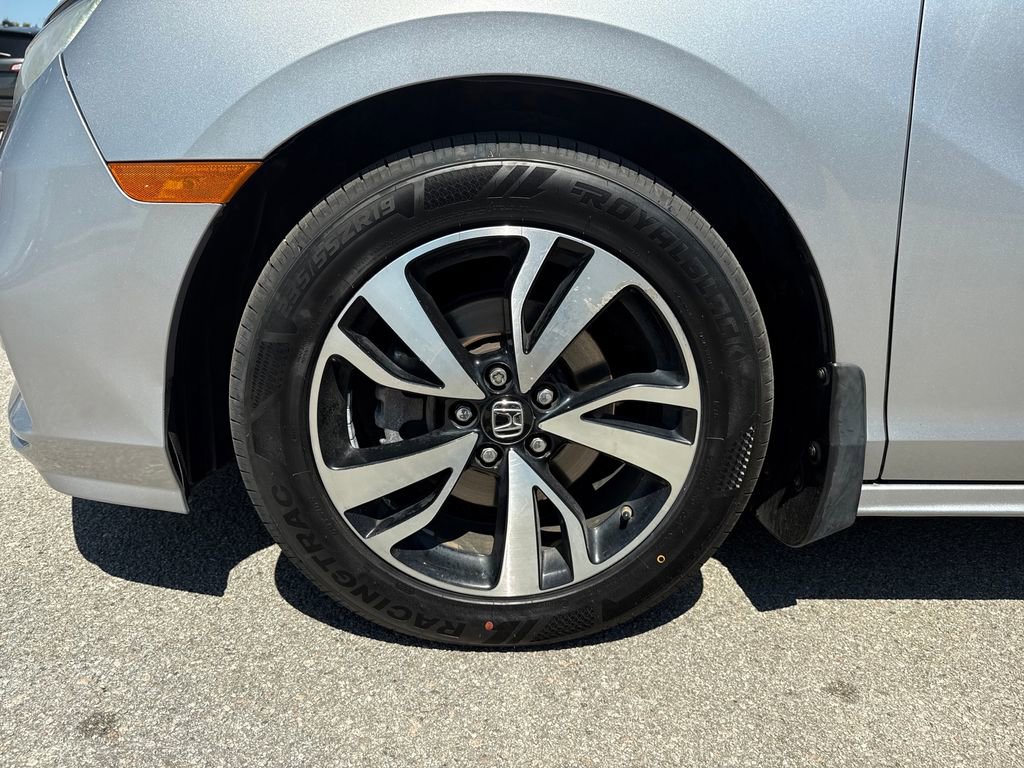 Used 2018 Honda Odyssey Elite image 13