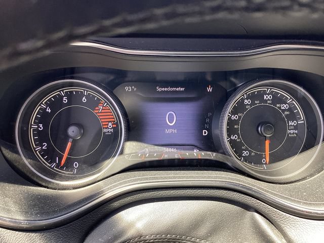 Used 2019 Jeep Cherokee Limited AWD/4WD image 11