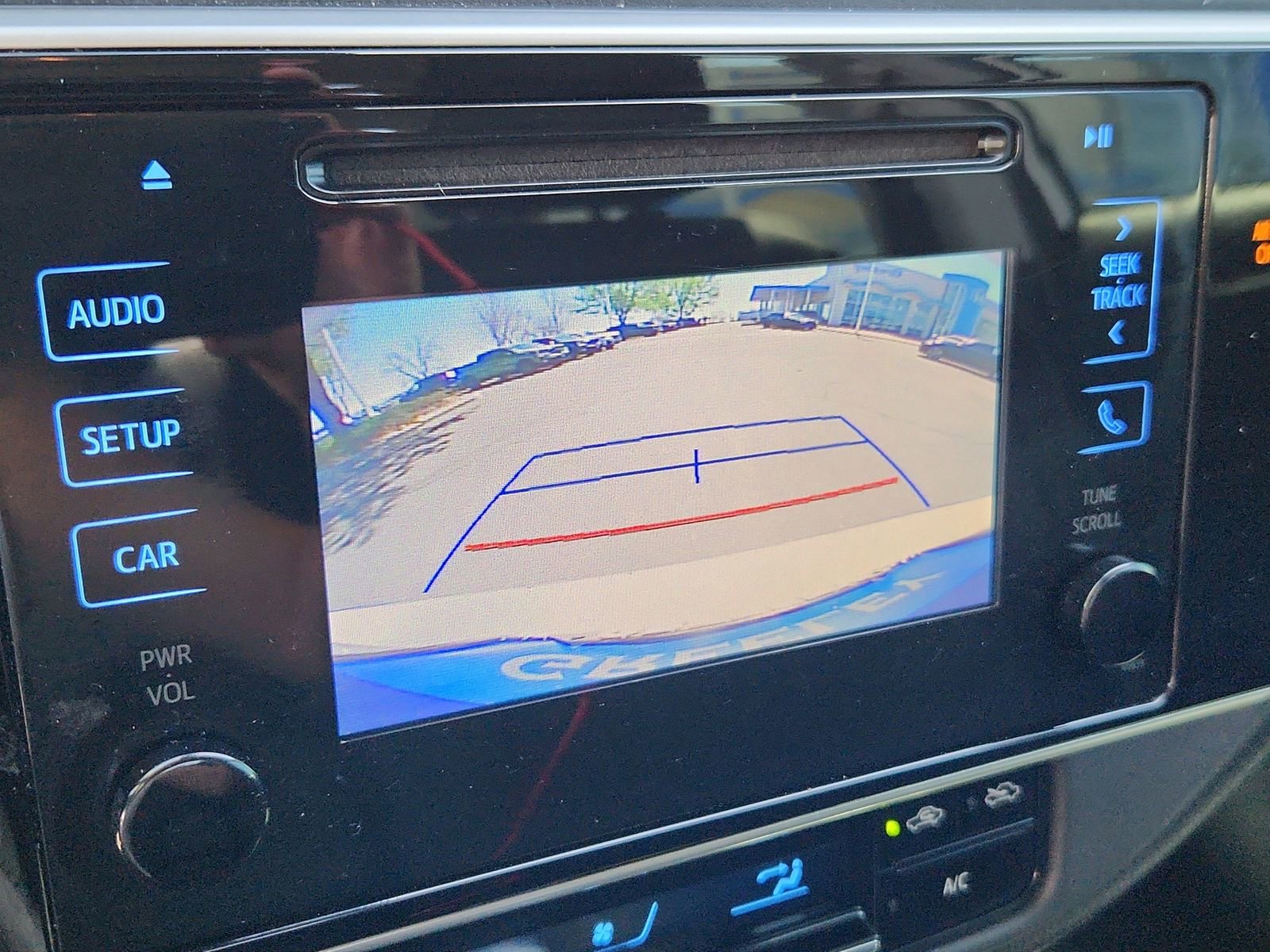 Used 2017 Toyota Corolla LE w/ Carpet Mat Package (TMS) FWD image 22