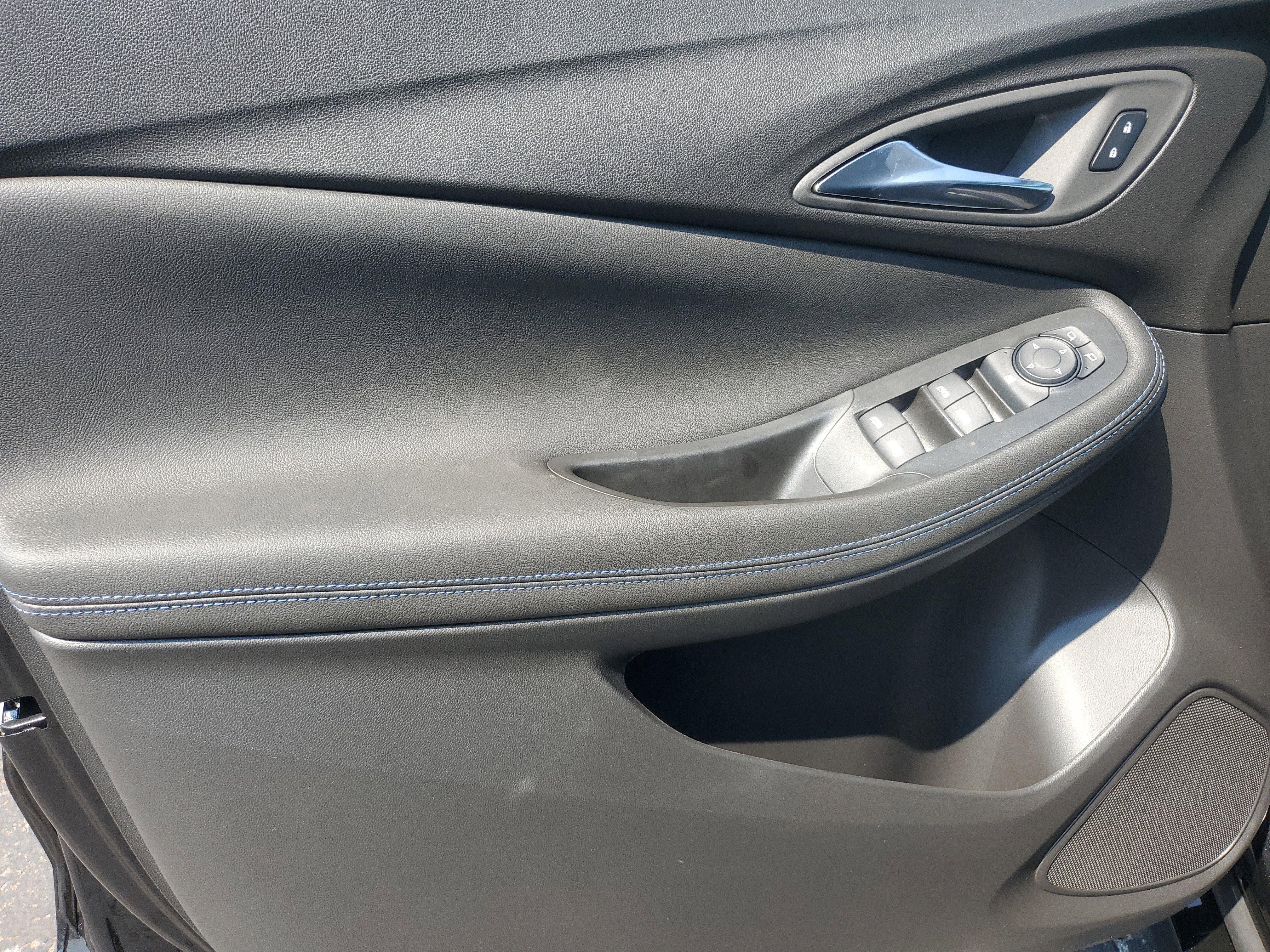 New 2026 Buick Encore GX Sport Touring image 14