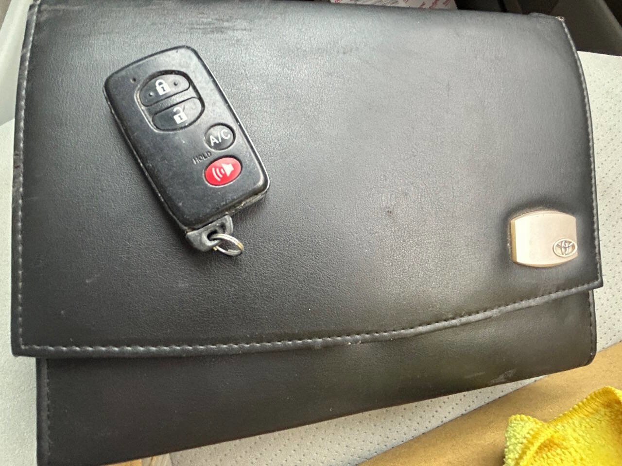 Used 2010 Toyota Prius Three FWD image 9