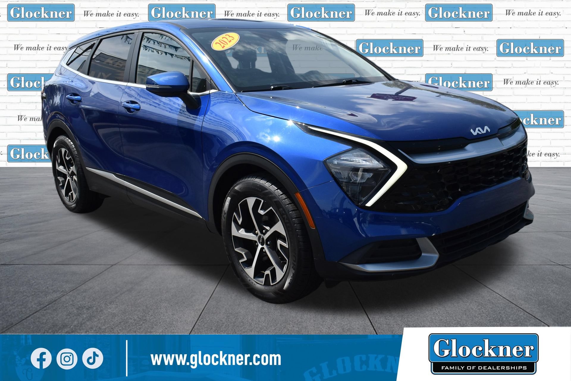 Used 2023 Kia Sportage EX FWD image 3