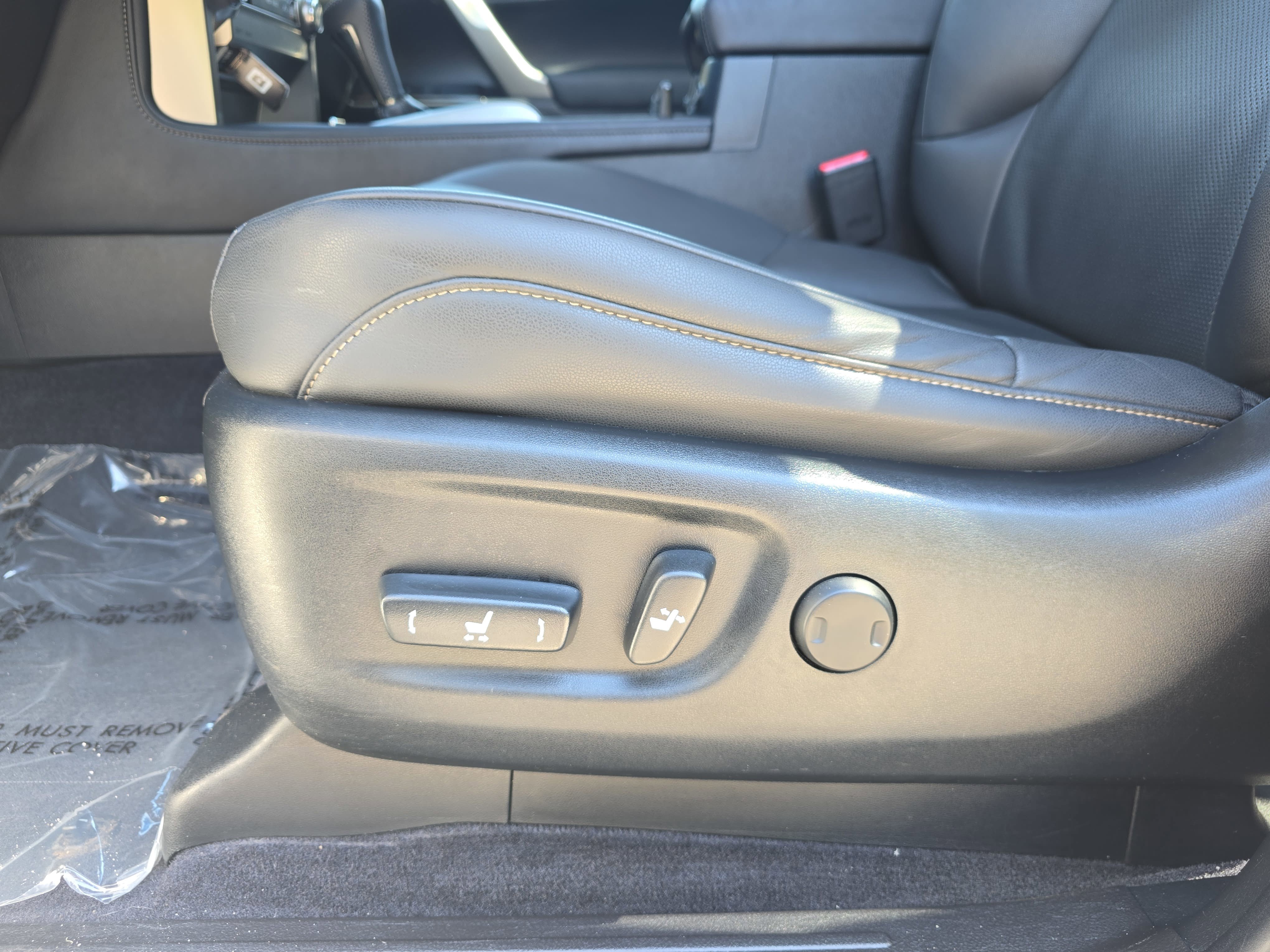 Used 2017 Lexus GX 460 w/ Navigation Package AWD/4WD image 30