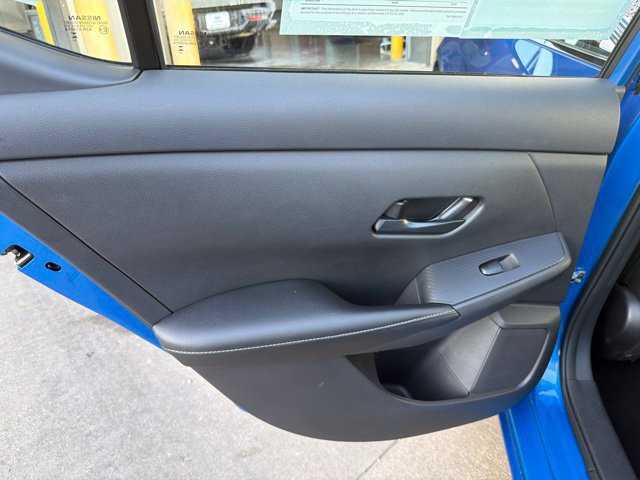 Used 2025 Nissan Sentra SV FWD image 13
