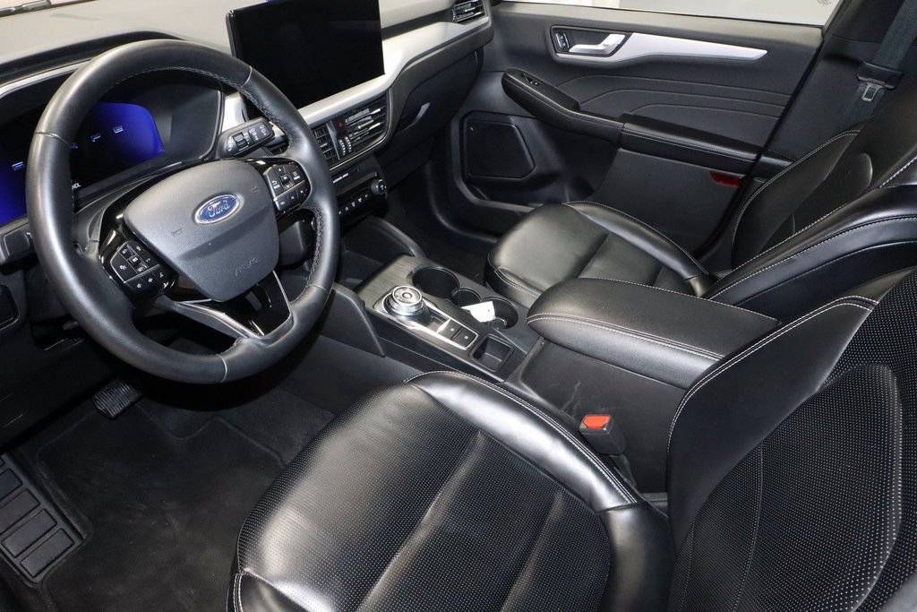 Used 2024 Ford Escape Platinum image 25