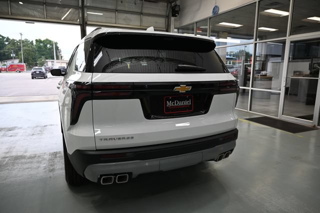 New 2026 Chevrolet Traverse LT w/ Driver Confidence Package FWD image 6