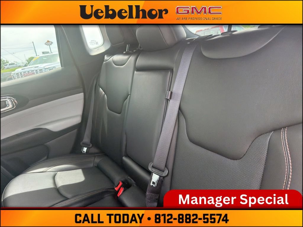 Used 2023 Jeep Compass Limited AWD/4WD image 17