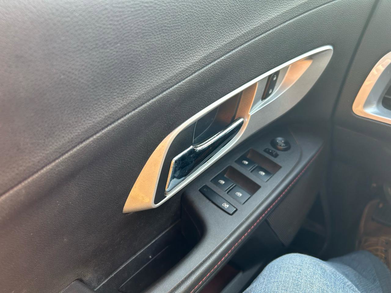 Used 2013 Chevrolet Equinox LT w/ Driver Convenience Package image 26