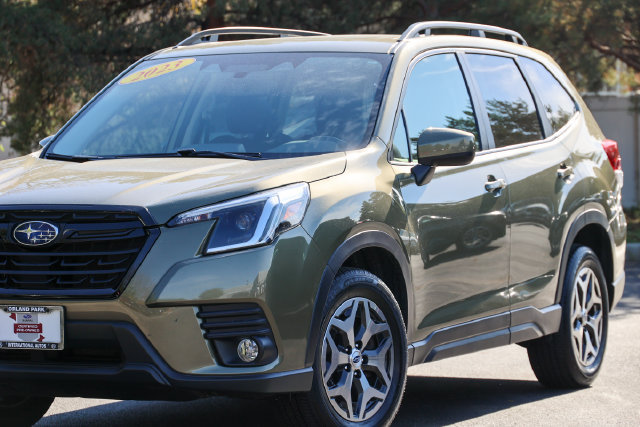 Certified 2023 Subaru Forester Premium AWD/4WD image 16