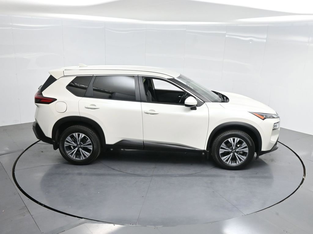 Used 2023 Nissan Rogue SV image 53