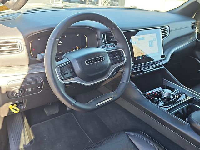 Used 2024 Jeep Wagoneer L Series III w/ Flexible Seating Group image 16