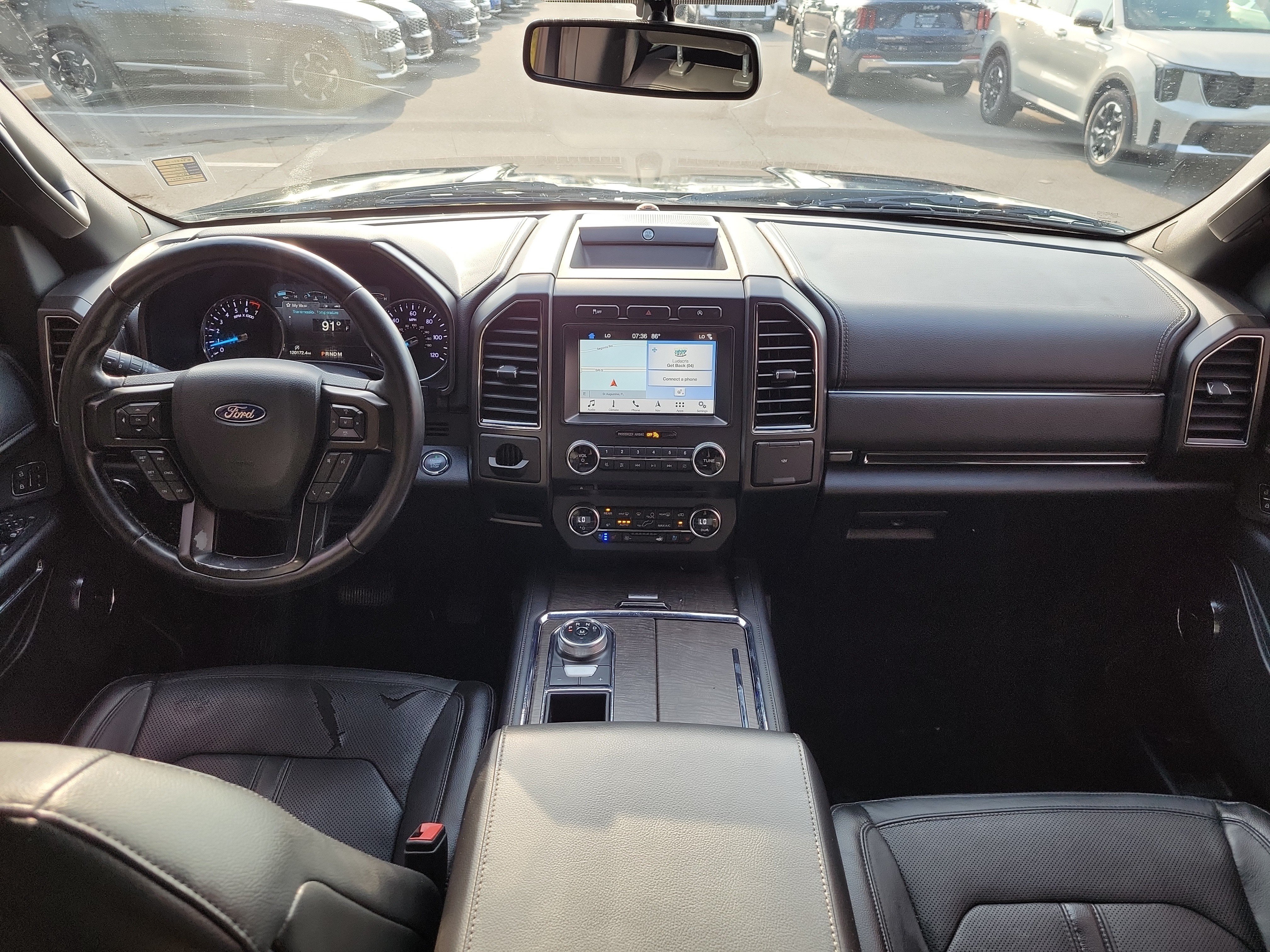 Used 2018 Ford Expedition Limited RWD image 18
