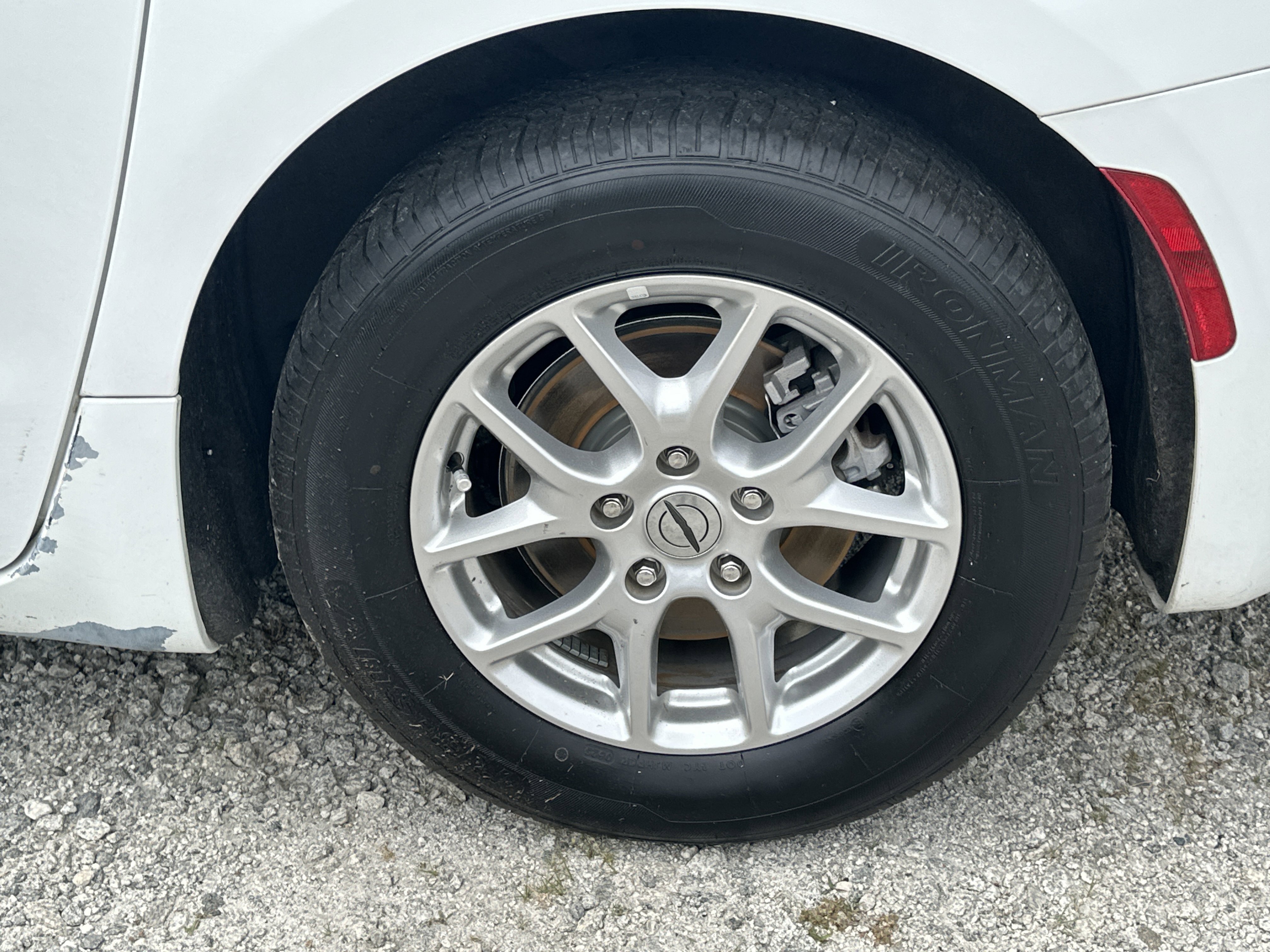 Used 2022 Chrysler Pacifica Touring-L FWD image 18