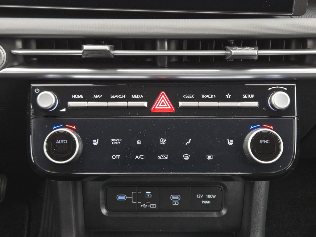 Used 2025 Hyundai Tucson Blue image 15