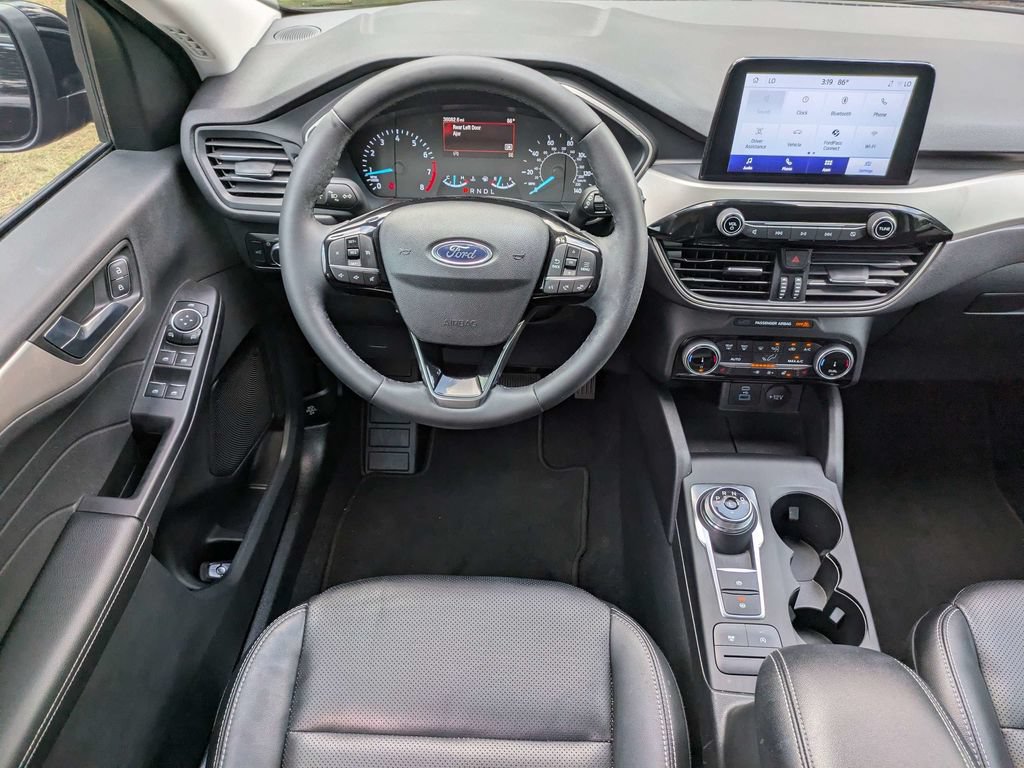 Used 2022 Ford Escape SEL AWD/4WD image 16