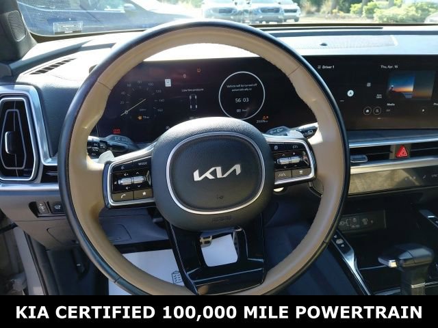 Certified 2024 Kia Sorento SX Prestige w/ Olive Brown Leather Package AWD/4WD image 11