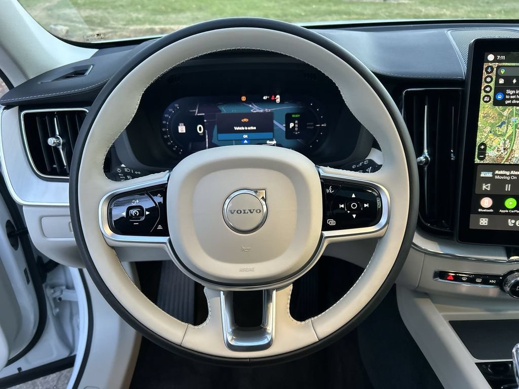 New 2026 Volvo XC60 T8 Ultra w/ Climate Package AWD/4WD image 18
