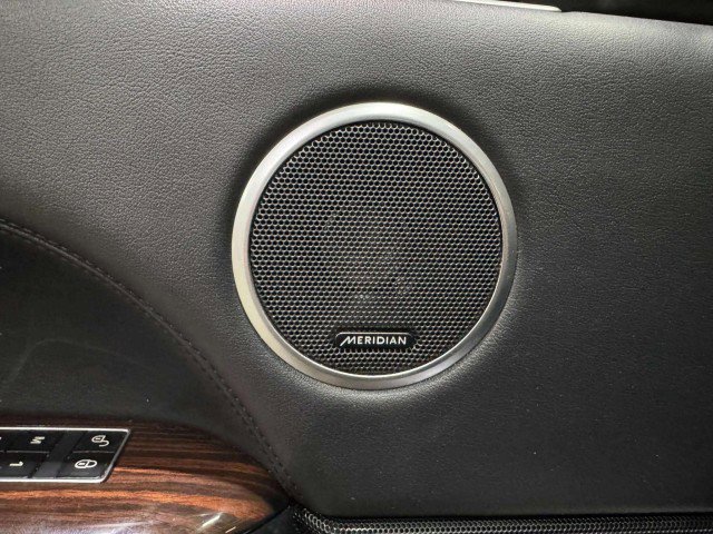 Used 2015 Land Rover Range Rover Supercharged image 15