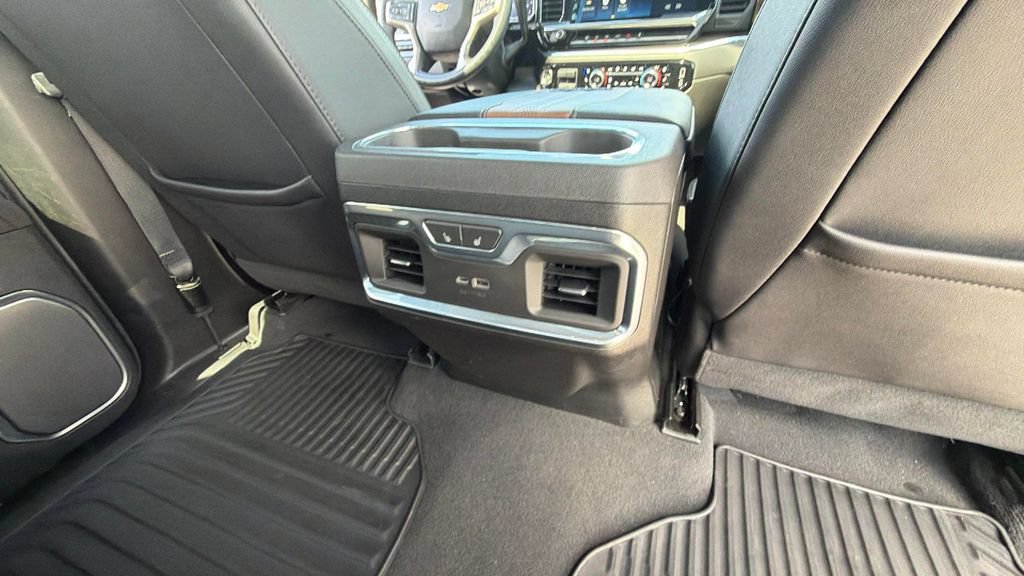 Certified 2024 Chevrolet Silverado 3500 High Country w/ High Country Premium Package AWD/4WD image 31