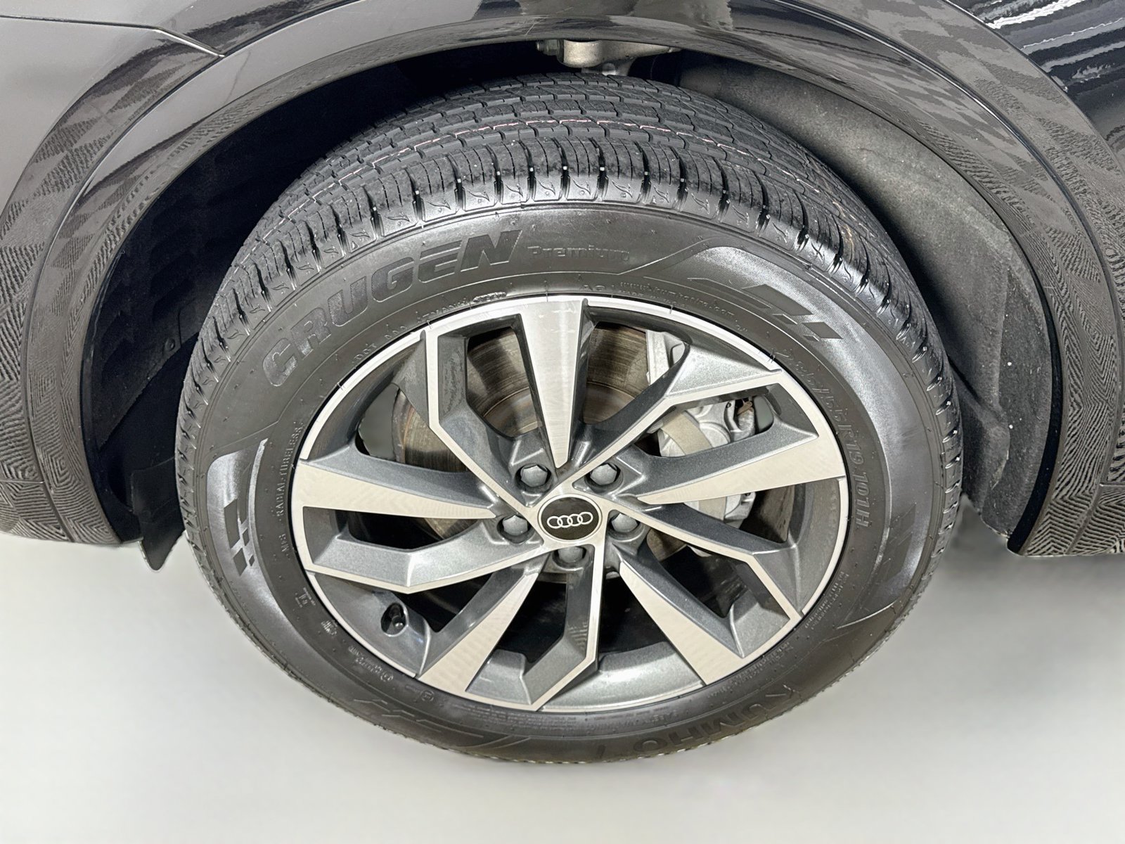 Used 2024 Audi Q5 2.0T Premium w/ Convenience Package AWD/4WD image 29