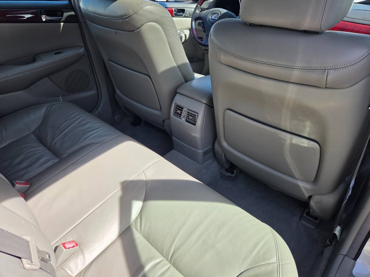 Used 2002 Lexus ES 330 FWD image 33