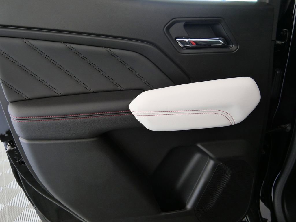 New 2026 GMC Canyon AT4X AWD/4WD image 16