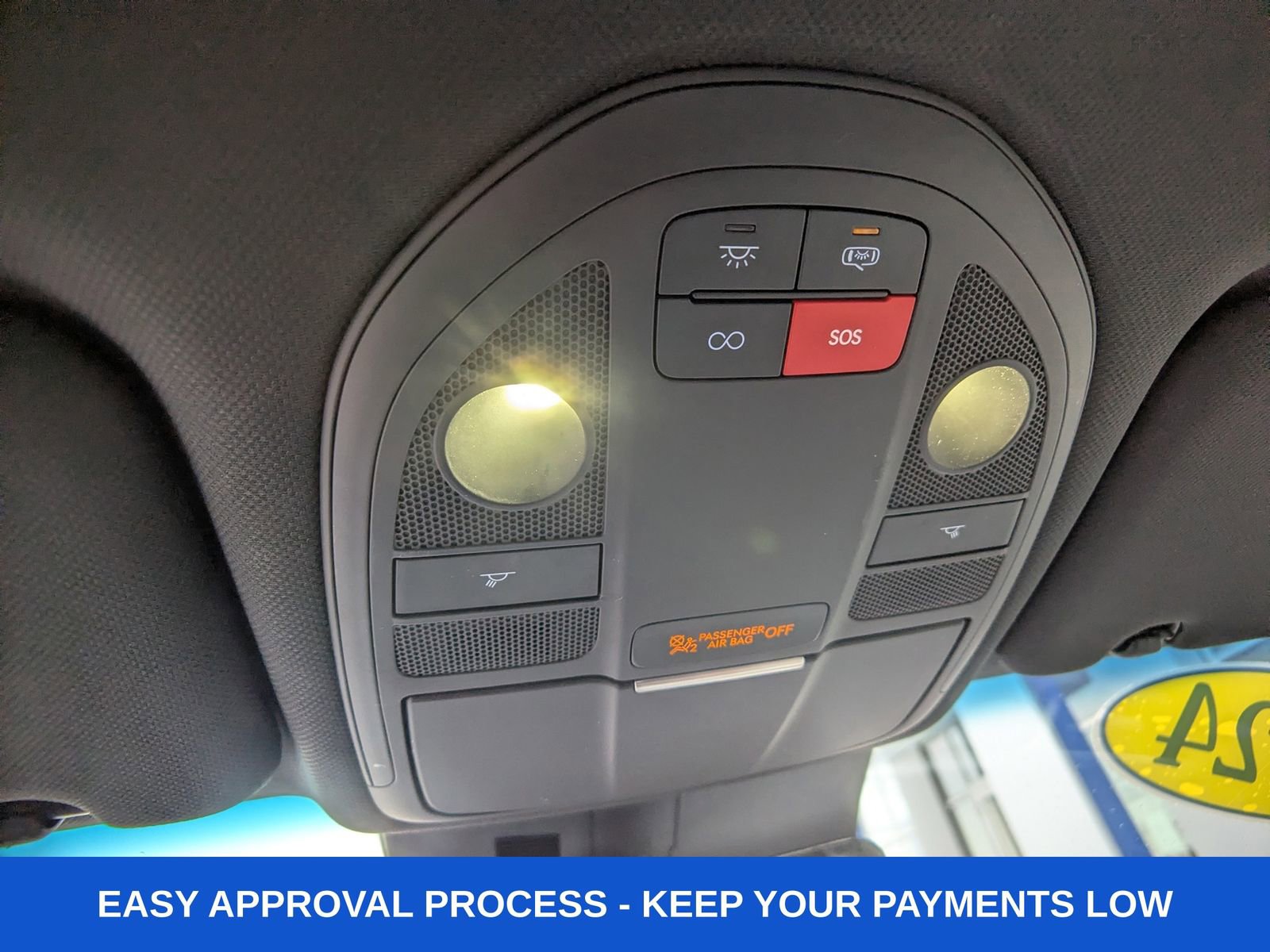 Used 2024 Genesis G70 2.5T image 25