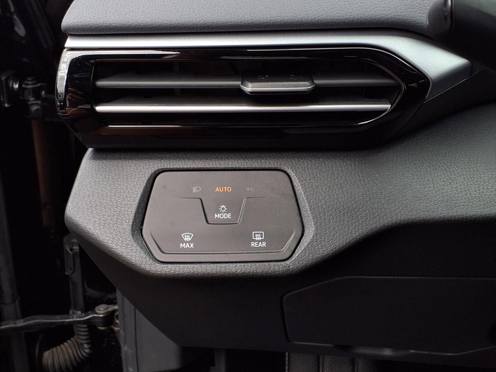 Certified 2023 Volkswagen ID.4 Pro image 13