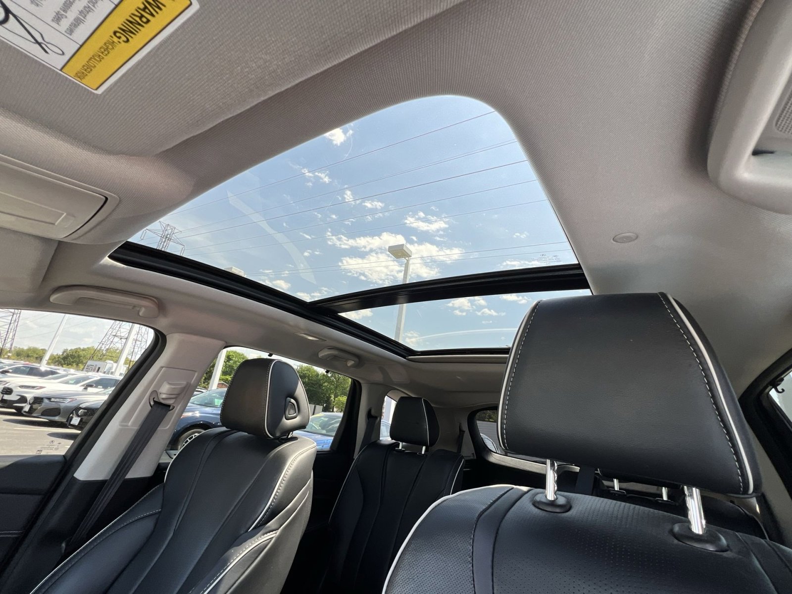 Used 2023 Acura MDX SH-AWD w/ Advance Package image 25