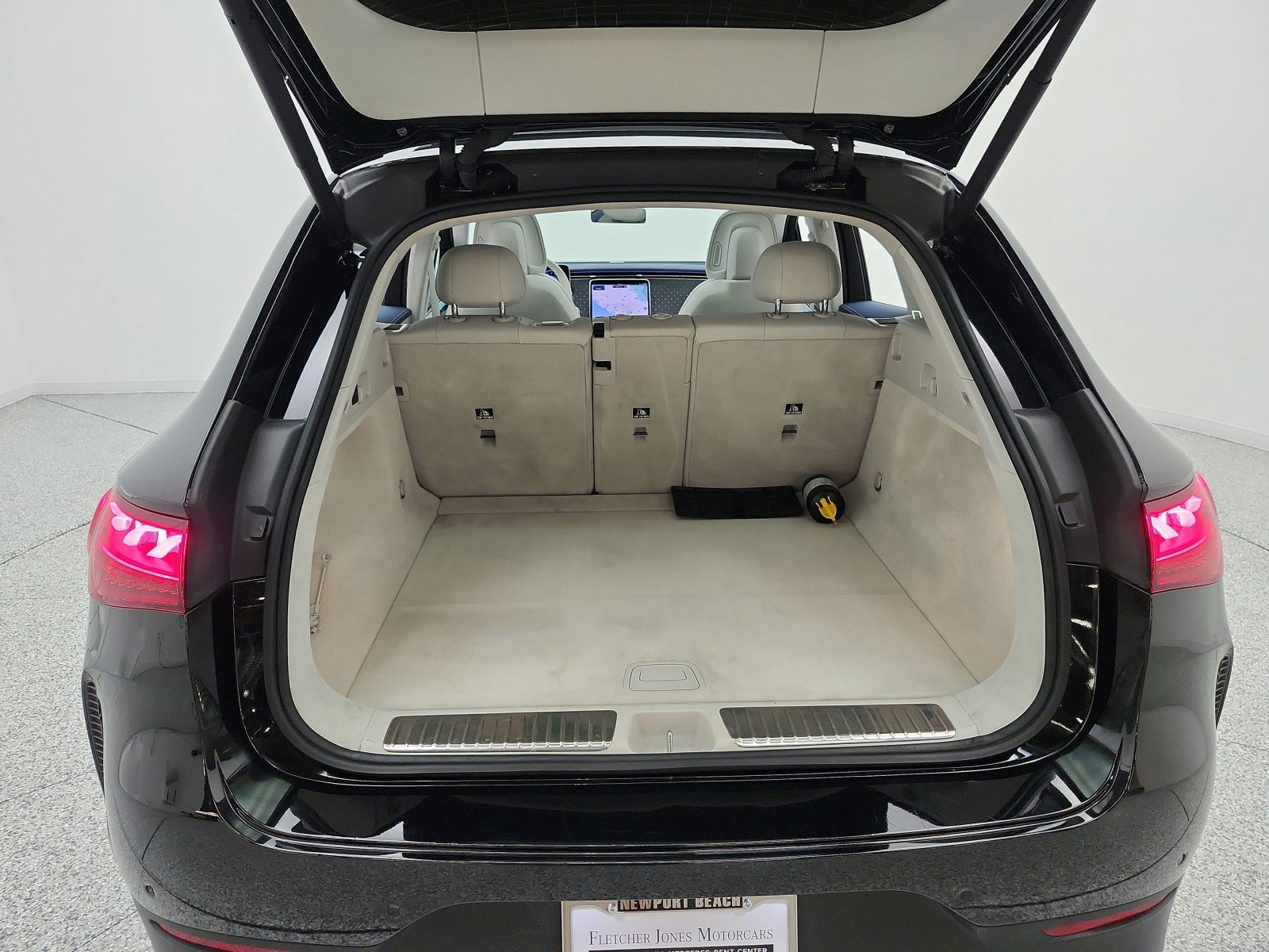 Certified 2024 Mercedes-Benz EQE 350+ SUV image 21