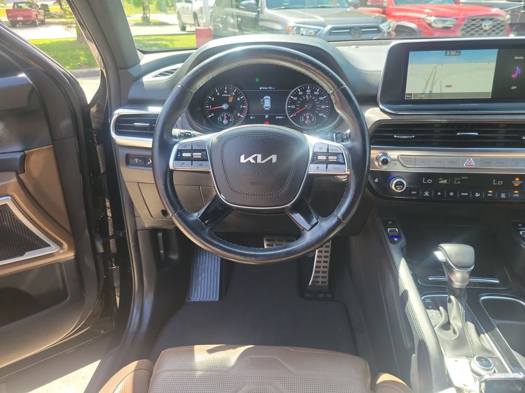 Used 2022 Kia Telluride SX w/ SX Prestige Package AWD/4WD image 19
