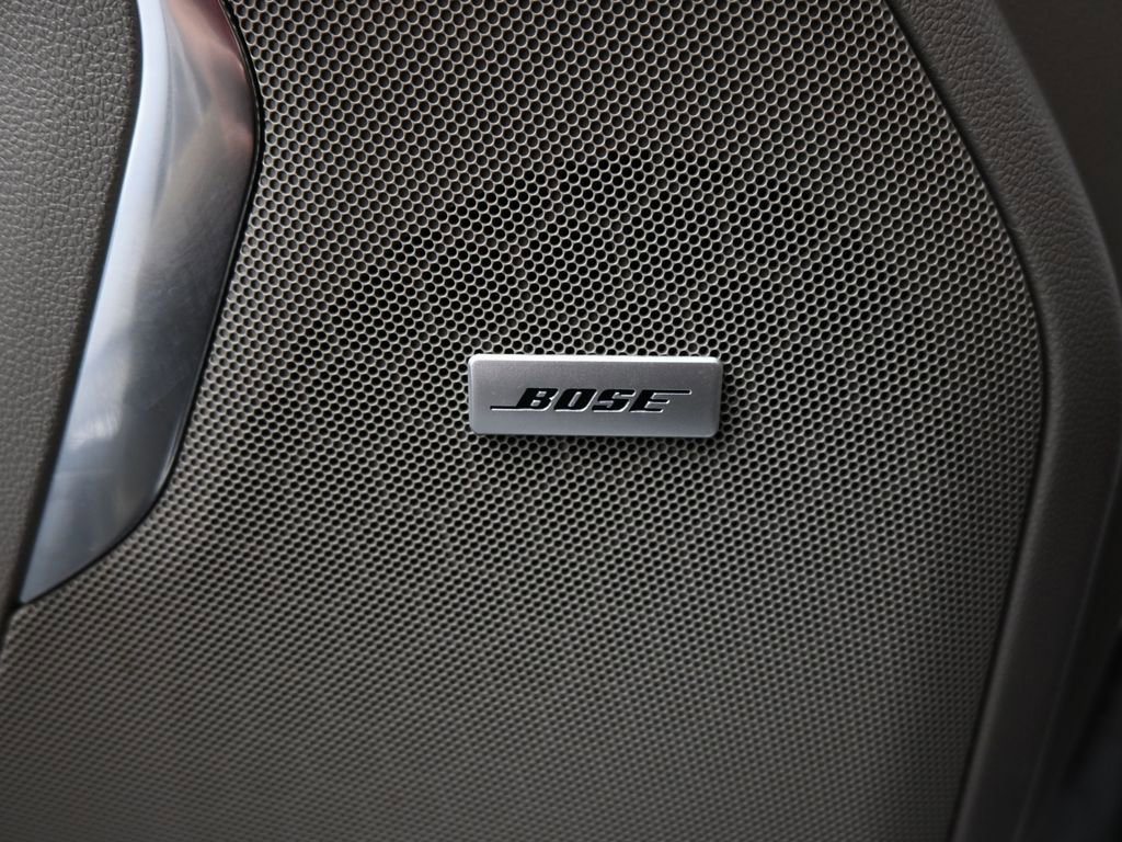 Used 2023 GMC Yukon XL SLT w/ SLT Luxury Package AWD/4WD image 26