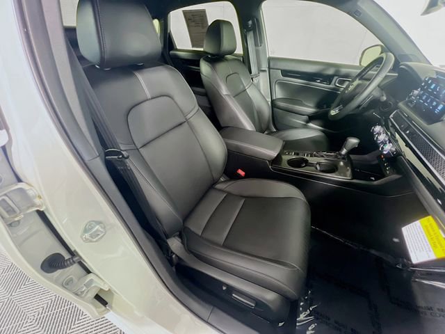 Used 2025 Honda Civic Sport image 30