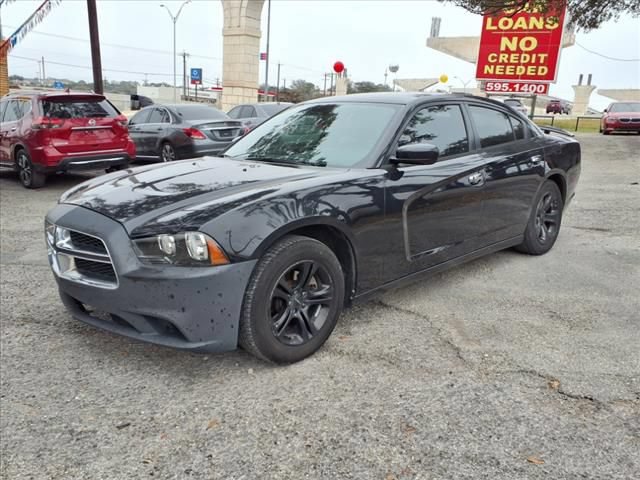 Used 2013 Dodge Charger SE w/ Sport Appearance Group RWD image 5