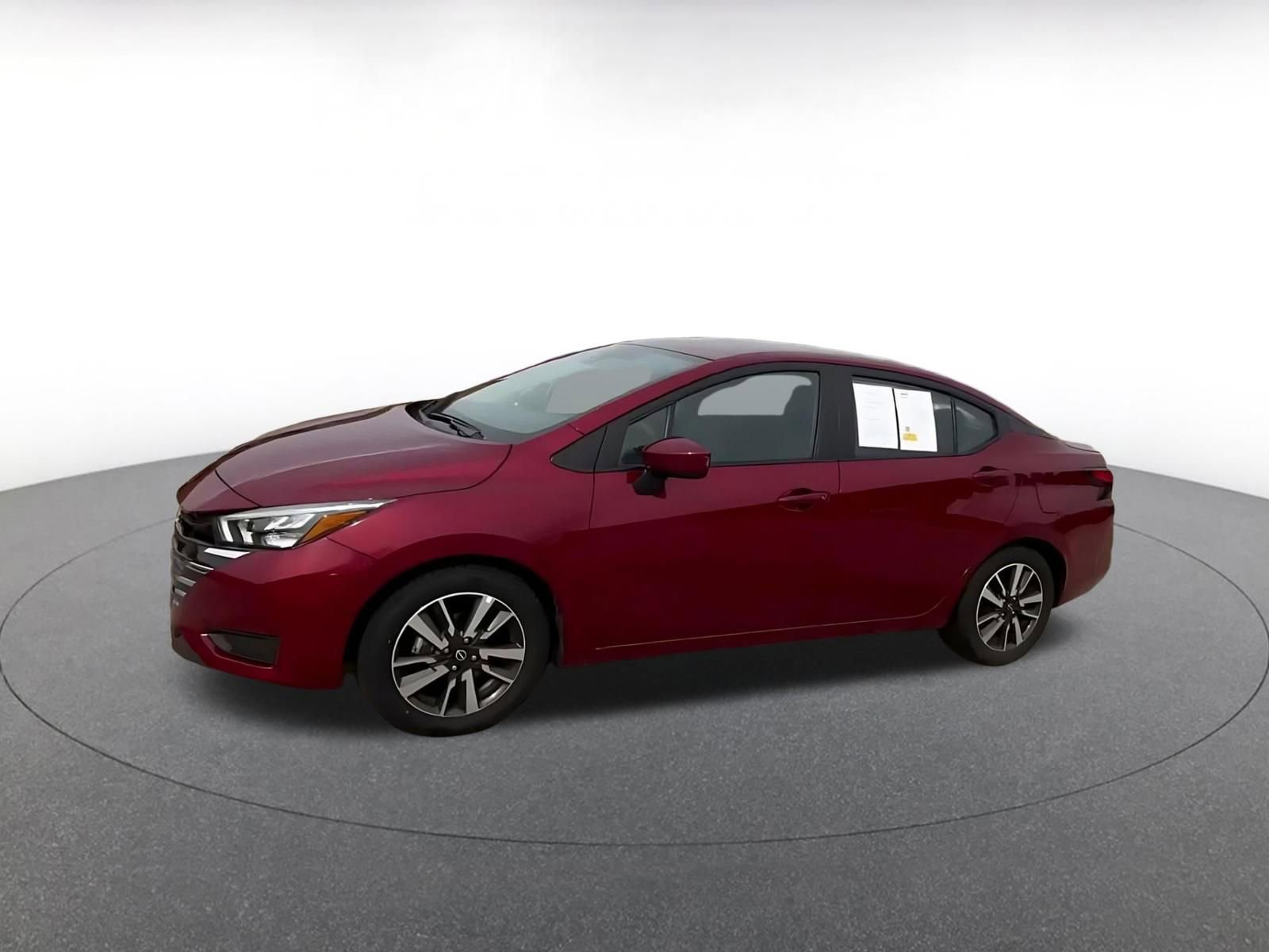 Used 2025 Nissan Versa SV FWD image 8