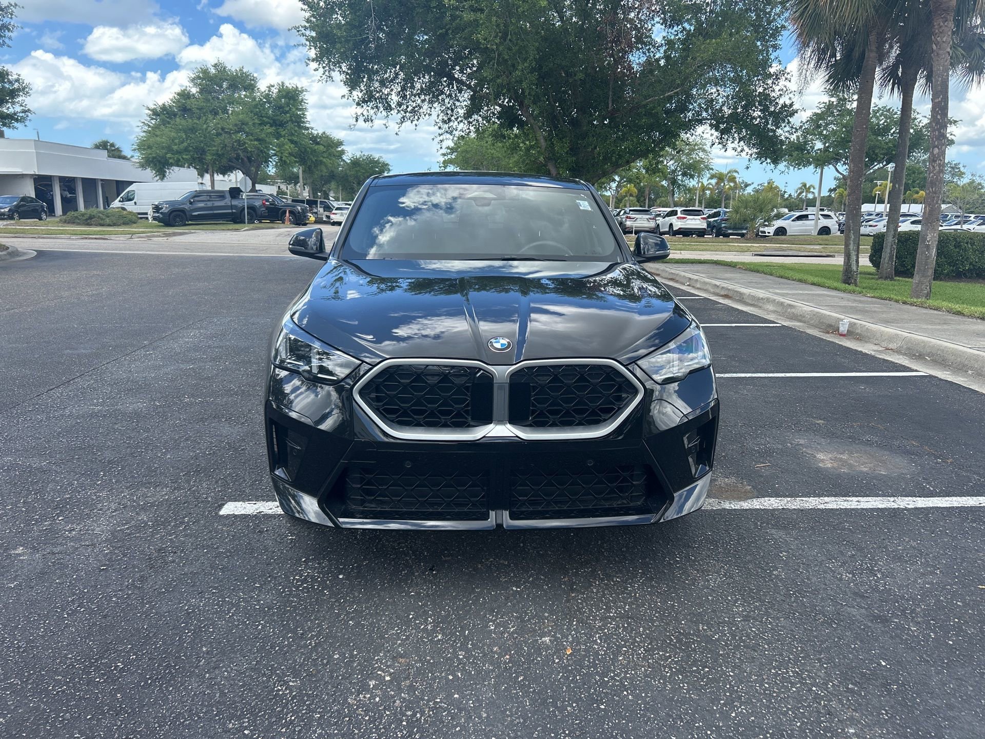 Certified 2025 BMW X2 xDrive28i image 3