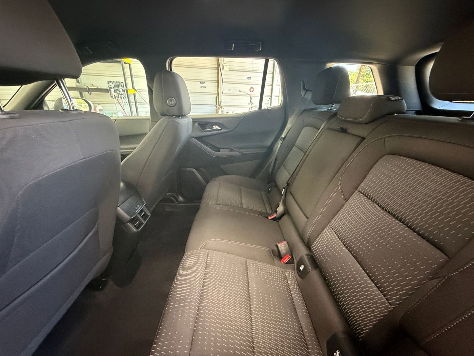Used 2025 Chevrolet Equinox LT AWD/4WD image 24