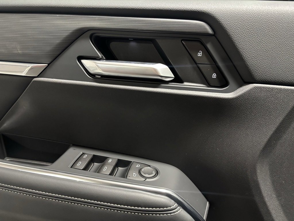 New 2026 GMC Acadia Elevation w/ Black Edition image 12