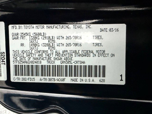 Used 2016 Toyota Tacoma TRD Off-Road w/ Towing Package image 13