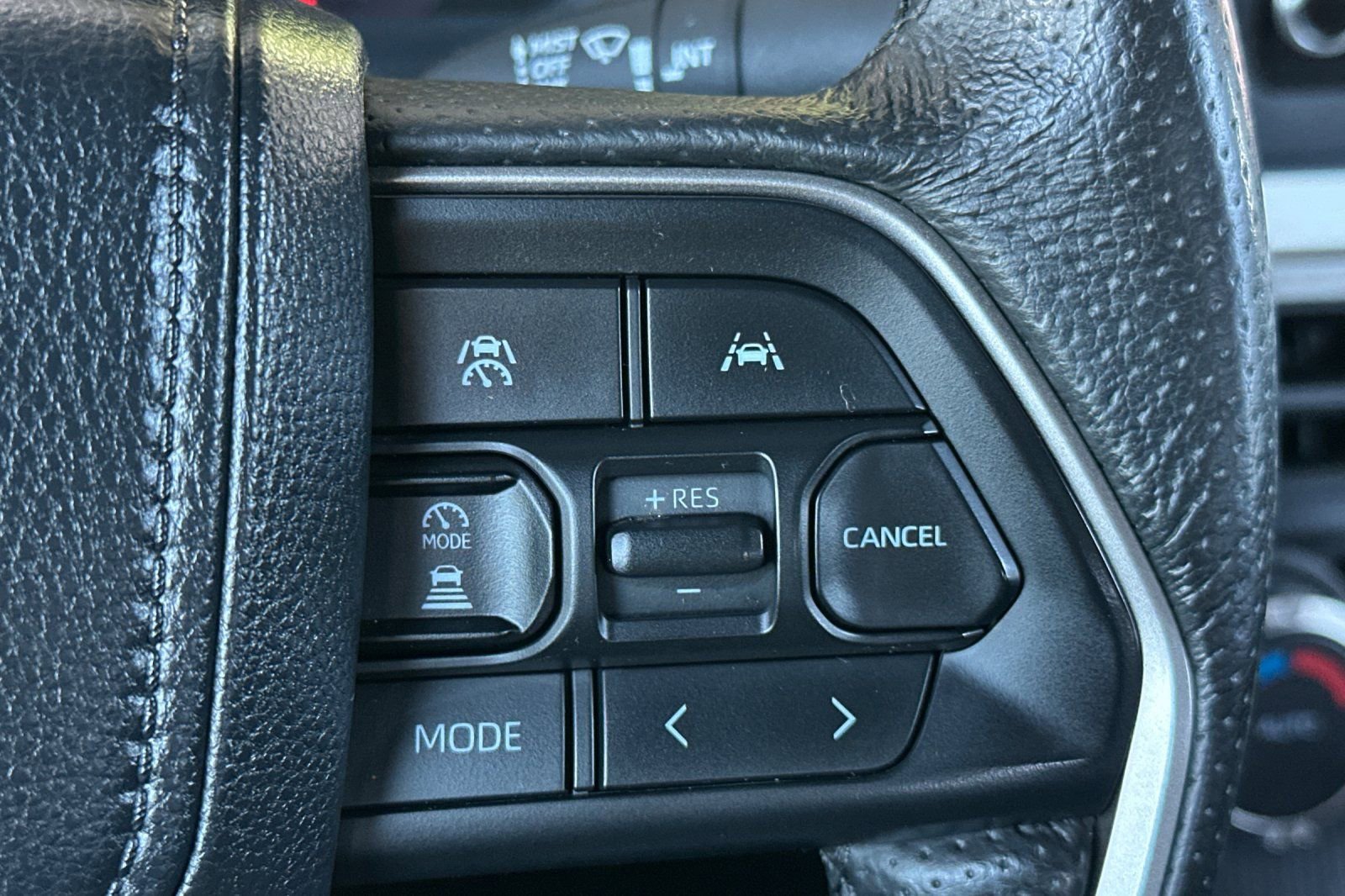 Certified 2024 Toyota Tacoma TRD Off-Road image 28