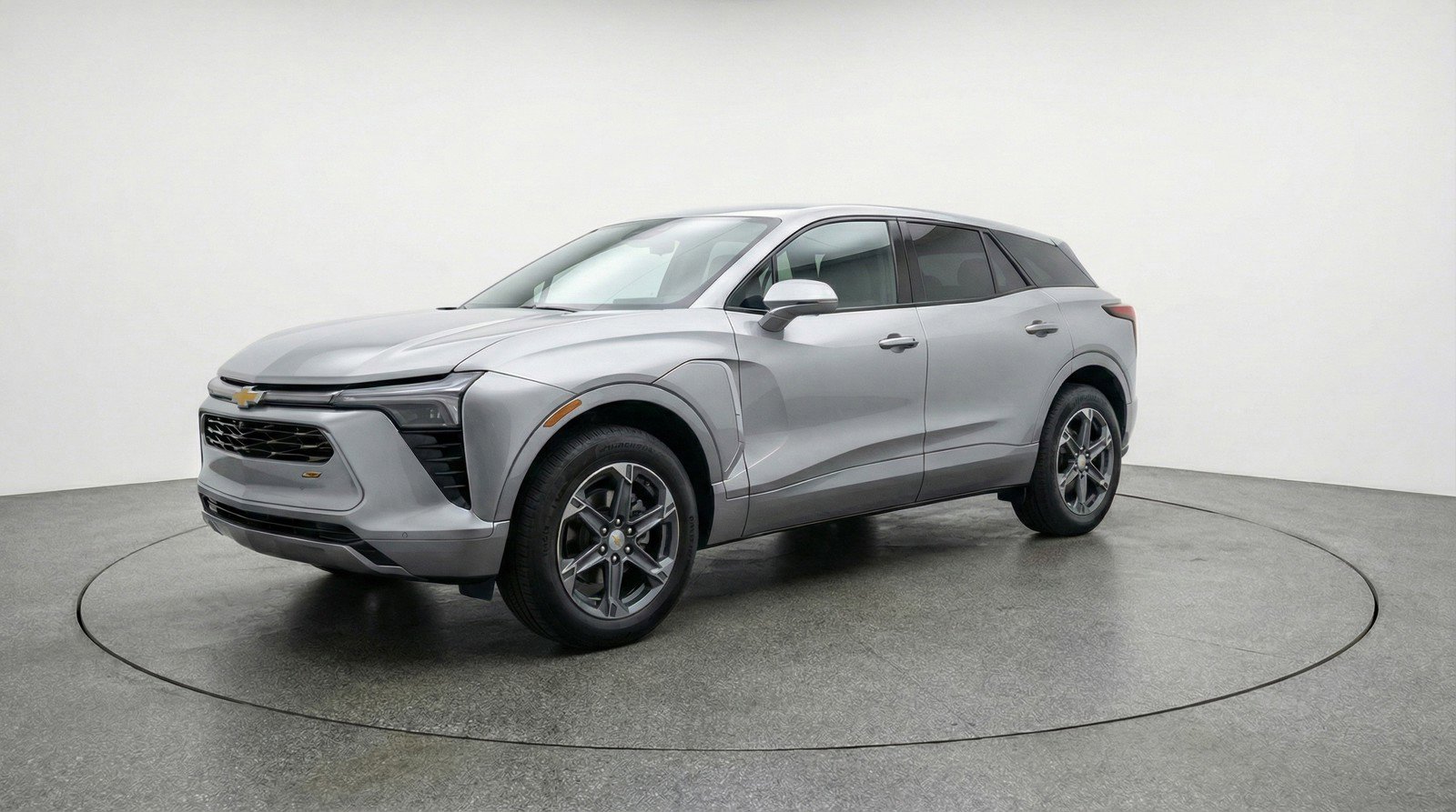 Used 2025 Chevrolet Blazer LT FWD image 3