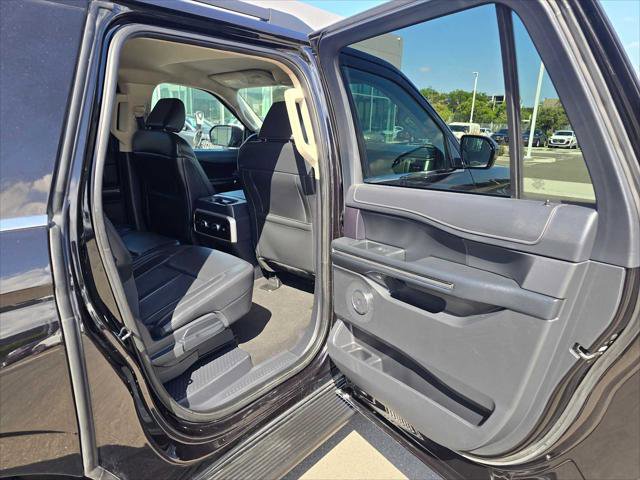 Used 2024 Ford Expedition Max XLT AWD/4WD image 14