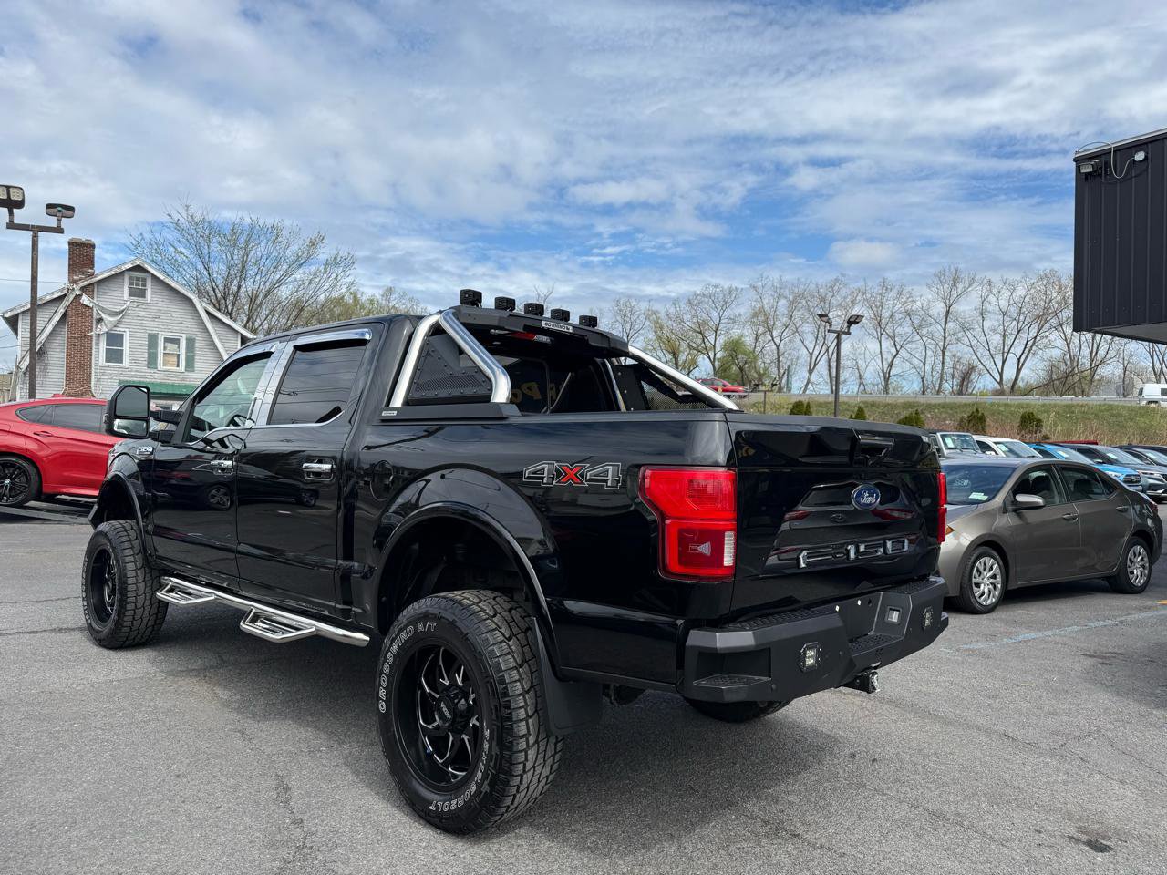 Used 2018 Ford F150 Lariat w/ Equipment Group 502A Luxury AWD/4WD image 13
