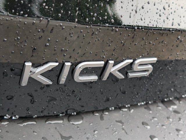 New 2026 Nissan Kicks SR w/ SR Premium Package AWD/4WD image 5