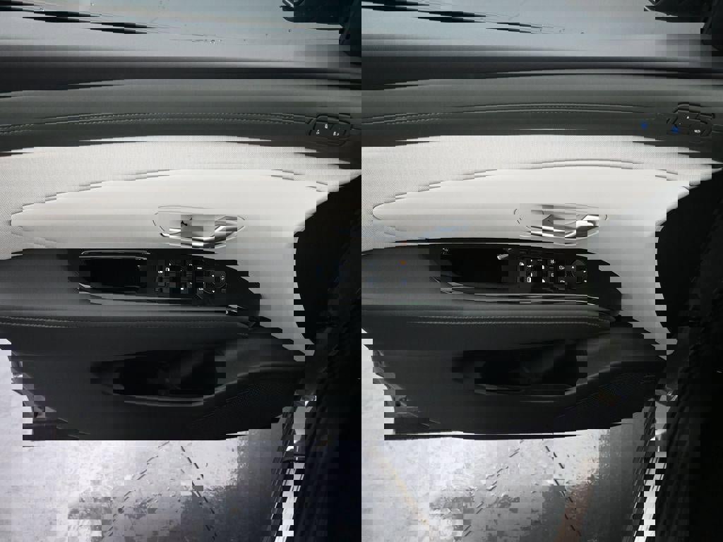 New 2026 Hyundai Tucson Limited image 31