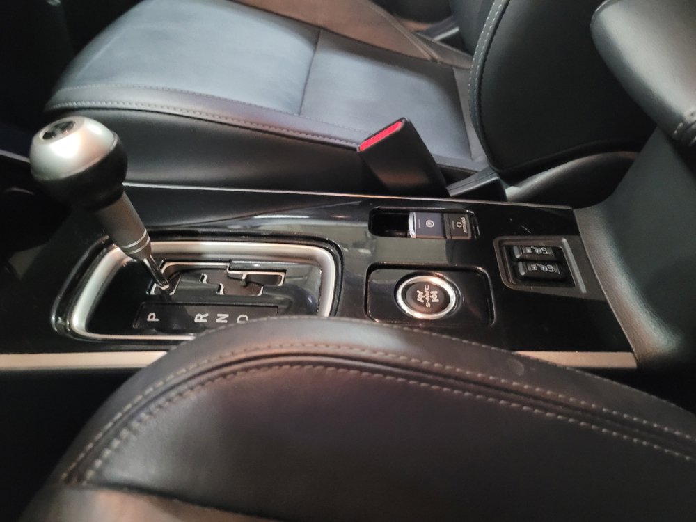 Used 2019 Mitsubishi Outlander GT AWD/4WD image 26