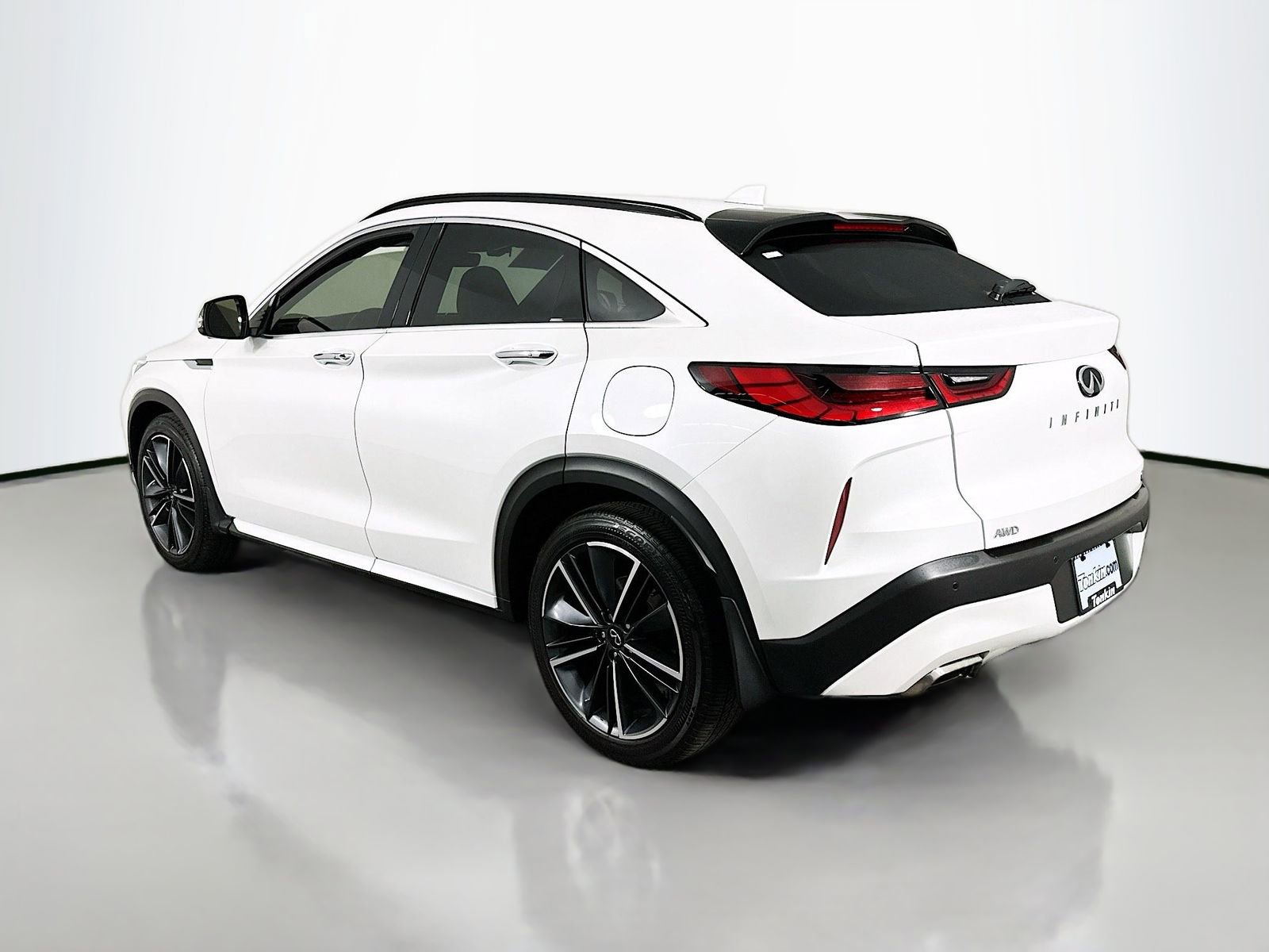 Used 2025 INFINITI QX55 Essential AWD/4WD image 5