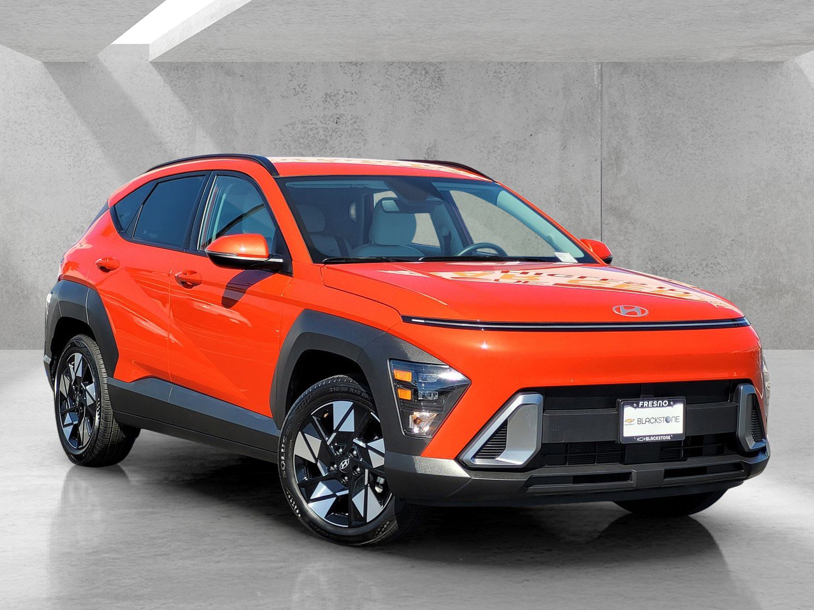 Used 2025 Hyundai Kona SEL FWD image 1