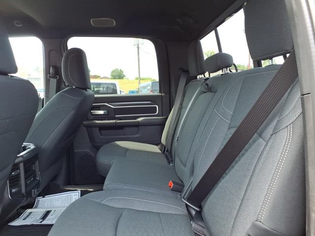 New 2026 RAM 2500 Big Horn AWD/4WD image 7